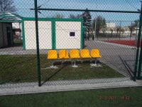 nowe siedziska przy "Orlikach"