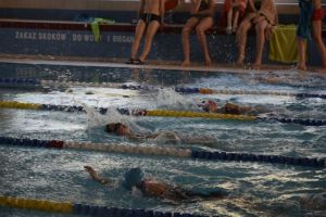 Międzyszkolne zawody pływackie