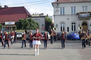 Koncert MOD z musztrą paradną