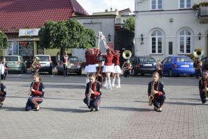 Koncert MOD z musztrą paradną