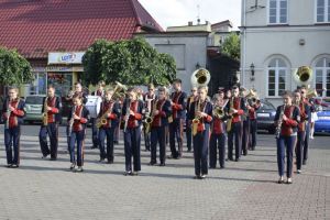 Koncert MOD z musztrą paradną