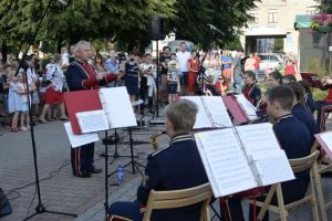 Koncert MOD z musztrą paradną