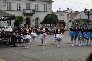 Występ gostynińskich mażoretek