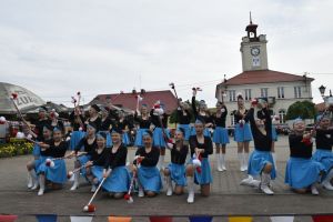 Występ gostynińskich mażoretek