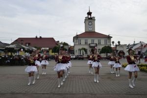 Występ gostynińskich mażoretek