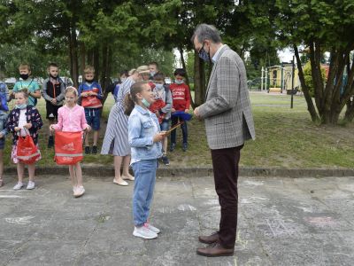 Bezpieczne wakacje z Burmistrzem