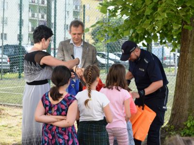 Bezpieczne wakacje z Burmistrzem