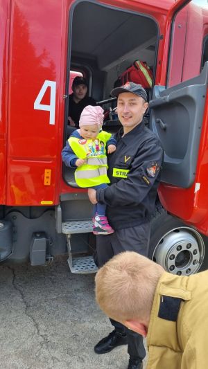 Dzień strażaka - Punkt opieki nad dziećmi do lat 3