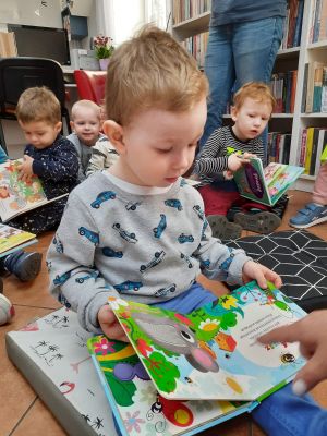 Dzień Bibliotekarza w Punkcie opieki nad dziećmi do lat trzech