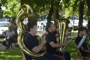 Koncert MOD i występy mażoretek