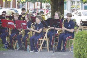 Koncert MOD i występy mażoretek