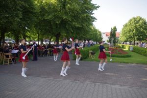 Koncert MOD i występy mażoretek