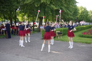 Koncert MOD i występy mażoretek