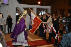 Nadanie imienia Szkole w Lucieniu i przekazanie sztandaru