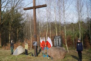 Uroczystość przy Krzyżu Katyńskim