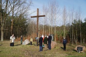 Uroczystość przy Krzyżu Katyńskim