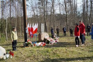 Uroczystość przy Krzyżu Katyńskim