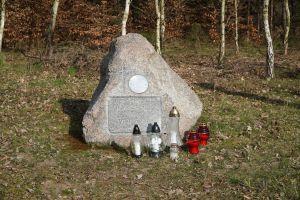 Uroczystość przy Krzyżu Katyńskim