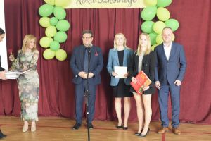 zakończenie roku szkolnego maturzystów z LO