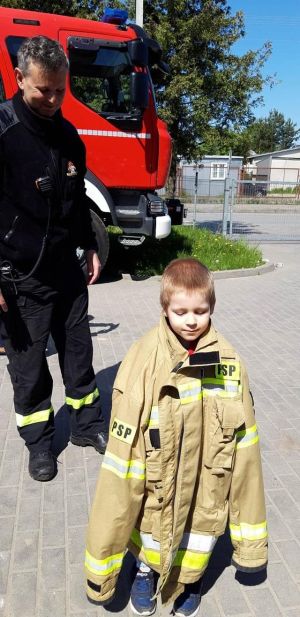 Fotorelacja z wizyty strażaków w MP4