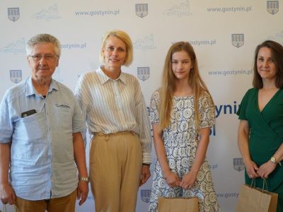 Finaliści konkursu fotograficznego nagrodzeni