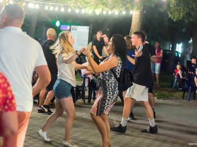 Letnia potańcówka pod Ratuszem