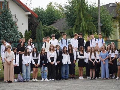 Rozpoczęcie roku szkolnego 2024/2025 w Szkole Podstawowej nr 3 w Gostyninie