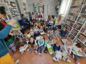 Najmłodsi w Bibliotece