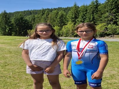Zofia Deroń z 4 medalami Ogólnopolskich Zawodów Dzieci przeprowadzonych w ramach Ulicznych Mistrzostw Polski wrotkarstwa...