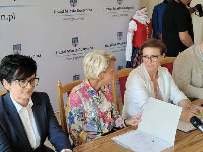 Obrady nadzwyczajnej XVIII Sesji Rady Miejskiej - IX kadencji w Gostyninie