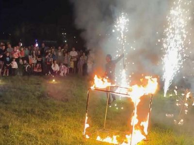„Magia Ognia” hipnotyzujące widowisko podczas II Ogólnopolskiego Biegu Gostynińska Nocna 5