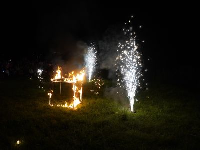 „Magia Ognia” hipnotyzujące widowisko podczas II Ogólnopolskiego Biegu Gostynińska Nocna 5