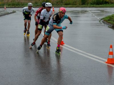 Wrotkarze szybcy z U.K.S. ZWOLEŃ-TEAM podczas 12 etapu Długodystansowego Pucharu Polski w Wieliczce