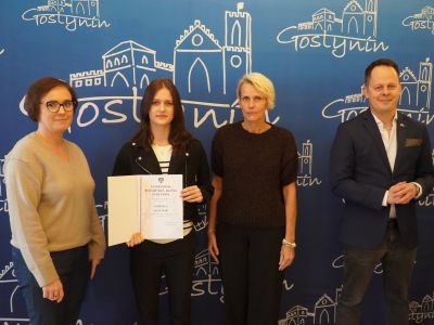 Stypendia dla Najzdolniejszych Uczniów Miasta Gostynina – Podsumowanie Roku 2024/2025