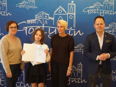 Stypendia dla Najzdolniejszych Uczniów Miasta Gostynina – Podsumowanie Roku 2024/2025