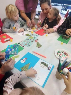 Warsztaty „Świąteczne Mosty Pokoleń” w Miejskim Ośrodku Pomocy Społecznej w Gostyninie