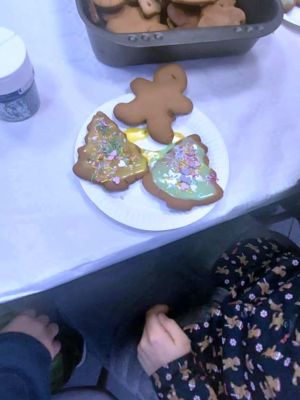 Warsztaty „Świąteczne Mosty Pokoleń” w Miejskim Ośrodku Pomocy Społecznej w Gostyninie