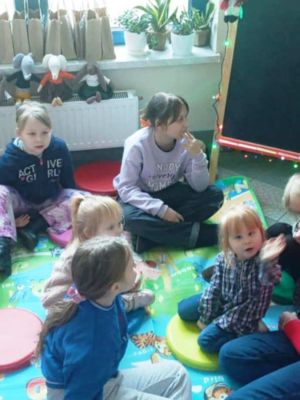 Warsztaty „Świąteczne Mosty Pokoleń” w Miejskim Ośrodku Pomocy Społecznej w Gostyninie