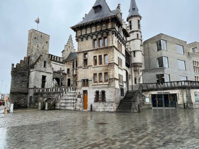 Gostynińska młodzież na studyjnym wyjeździe do Brukseli