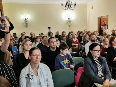 Magia wigilijnego wieczoru w Miejskiej Szkole Muzycznej