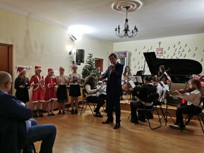 Magia wigilijnego wieczoru w Miejskiej Szkole Muzycznej