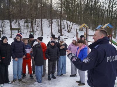 Bezpieczne ferie bez używek - profilaktyka w plenerze