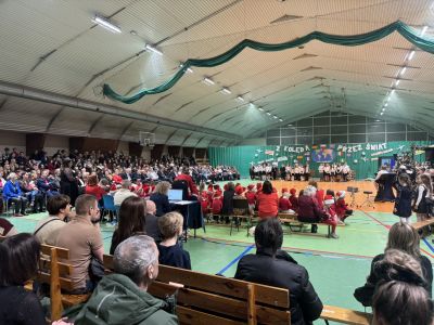 Rodzinne Kolędowanie w Zespole Szkolno-Przedszkolnym w Gostyninie! 