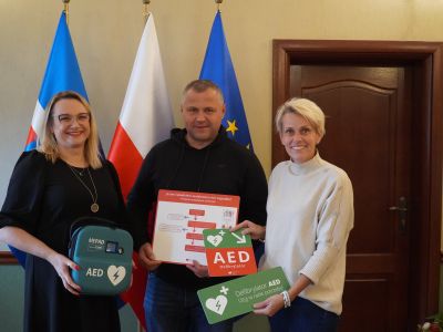 defibrylator AED dla um Gostynin