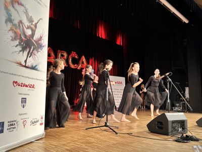 Kobieta w tańcu - międzypokoleniowe obchody Dnia Kobiet