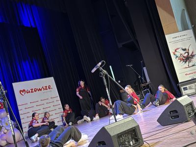 Kobieta w tańcu - międzypokoleniowe obchody Dnia Kobiet