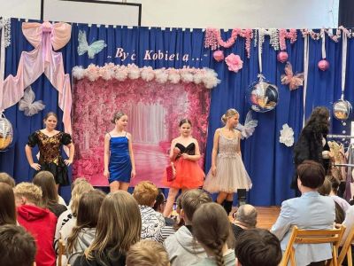 „Kobietą być…” – Inspirująca lekcja historii i pasji w SP nr 3