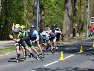 Wrotkarze szybcy z Uks Zwoleń-Team z 1 miejscem w 2 etapie Długodystansowego Pucharu Polski - MILICZ