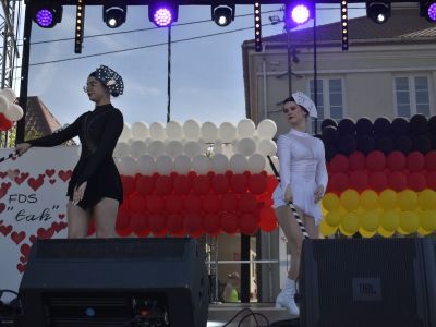 MAŻORETKI LIBRA GOSTYNIN ZREALIZOWAŁY PROJEKT „TANIEC BEZ GRNIC. 50 lat Jugendtanzkorps Rheinsternchen i 10 lat Libra...