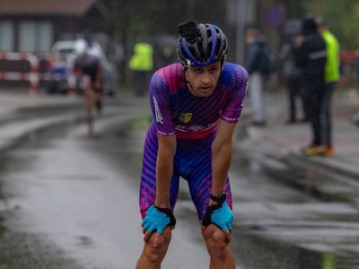 Świetny występ łyżworolkarzy UKS Zwoleń-Team. Kacper Niedźwiedzki na podium OPEN